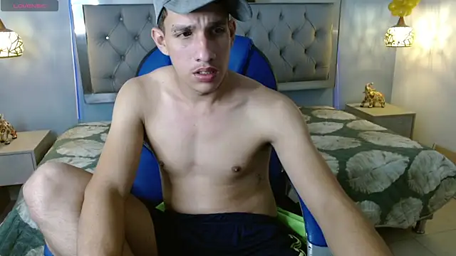 Snapshot of Jheidertwink chatting on December 2024 09:28:02 AM Jheidertwink online show from December 2024 09:28:02 AM