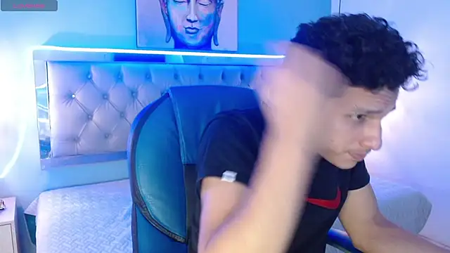 Snapshot of Jheidertwink chatting on February 2025 03:29:02 AM Jheidertwink online show from February 2025 03:29:02 AM