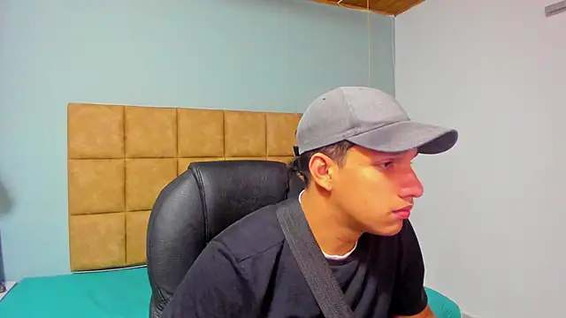 Snapshot of Jheidertwink chatting on September 2025 12:26:01 PM Jheidertwink online show from September 2025 12:26:01 PM