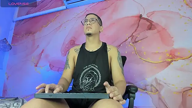 JoshMillerr  online show from November 2025 02:45:01 AM