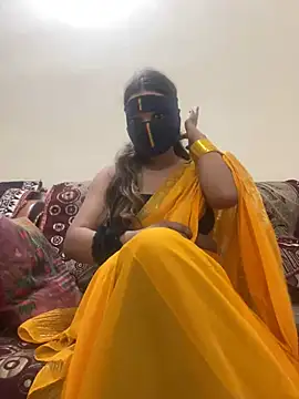 Snapshot of HoneyBearCpl chatting on January 2025 04:02:02 PM HoneyBearCpl online show from January 2025 04:02:02 PM