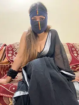 Snapshot of HoneyBearCpl chatting on February 2025 04:47:02 PM HoneyBearCpl online show from February 2025 04:47:02 PM