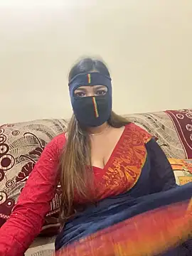 Snapshot of HoneyBearCpl chatting on February 2025 03:43:02 PM HoneyBearCpl online show from February 2025 03:43:02 PM