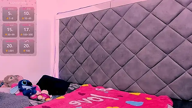 Snapshot of Nellyhills chatting on November 2025 12:49:02 PM Nellyhills online show from November 2025 12:49:02 PM