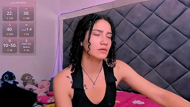 Snapshot of Nellyhills chatting on November 2025 01:54:02 PM Nellyhills online show from November 2025 01:54:02 PM