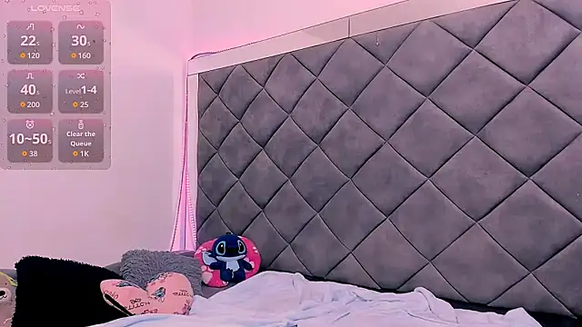 Snapshot of Nellyhills chatting on November 2025 04:21:02 PM Nellyhills online show from November 2025 04:21:02 PM