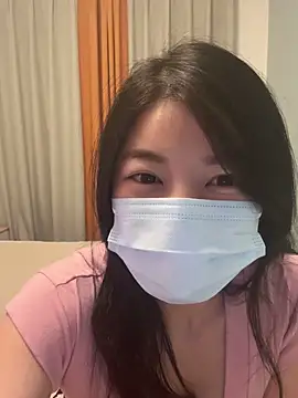 Snapshot of lululu-sweet chatting on December 2024 03:24:02 PM lululu-sweet online show from December 2024 03:24:02 PM