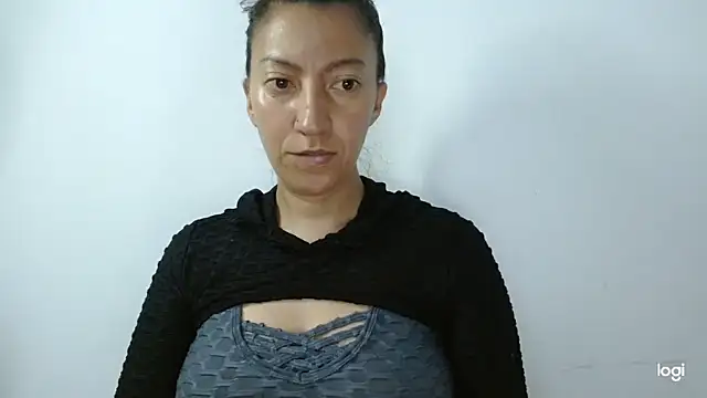 Snapshot of kaybabyhot chatting on December 2025 03:20:01 PM kaybabyhot online show from December 2025 03:20:01 PM