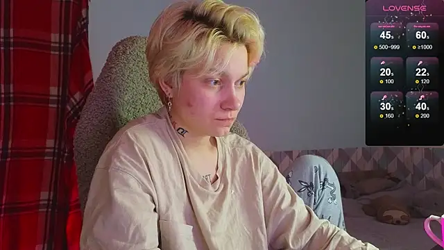 esajukyy online show from February 2025 02:26:02 PM