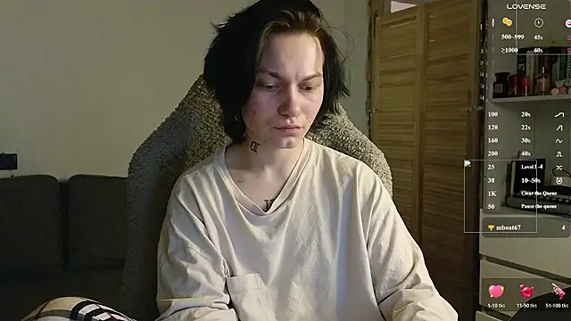 esajukyy online show from February 2026 03:21:01 PM