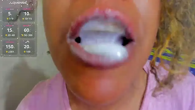 KamariaFyre online show from February 2026 06:39:02 AM