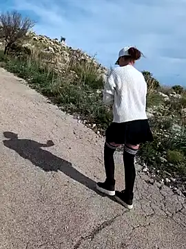 Samira-Summer online show from December 2025 10:13:01 AM