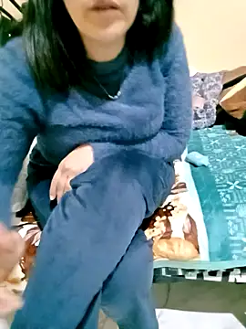 ShadiaStar online show from February 2026 07:10:01 PM