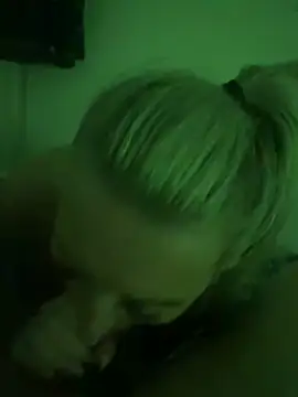 Snapshot of naughtyukcouple chatting on February 2025 01:42:01 AM naughtyukcouple online show from February 2025 01:42:01 AM