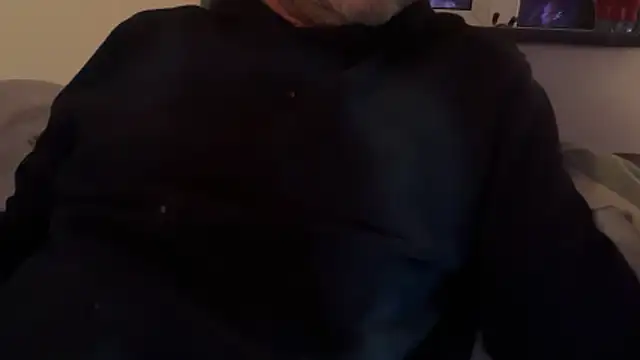 Snapshot of houy111111 chatting on December 2025 06:15:01 PM houy111111 online show from December 2025 06:15:01 PM