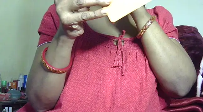 Snapshot of Suhana-sapna chatting on February 2025 11:33:01 AM Suhana-sapna online show from February 2025 11:33:01 AM