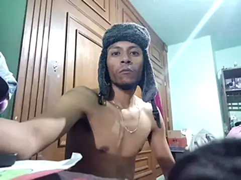 Snapshot of SiperoXxX chatting on December 2024 07:08:01 AM SiperoXxX online show from December 2024 07:08:01 AM