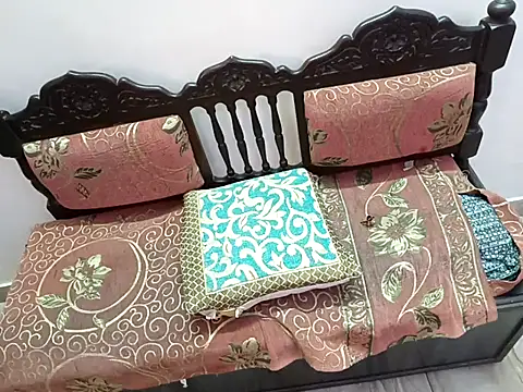 DivyaDutta online show from March 2025 11:14:02 AM