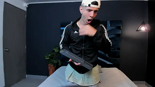 Flynn Riider online show from March 2025 11:19:01 AM