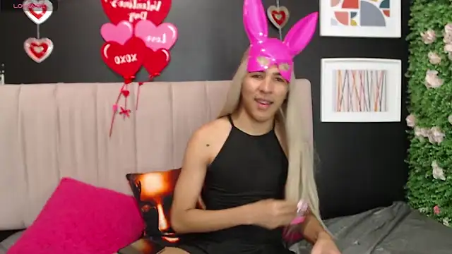  Natassia Dreams online show from February 2025 08:27:02 PM