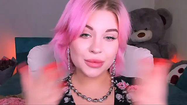 evaharve online show from December 2024 10:35:02 PM