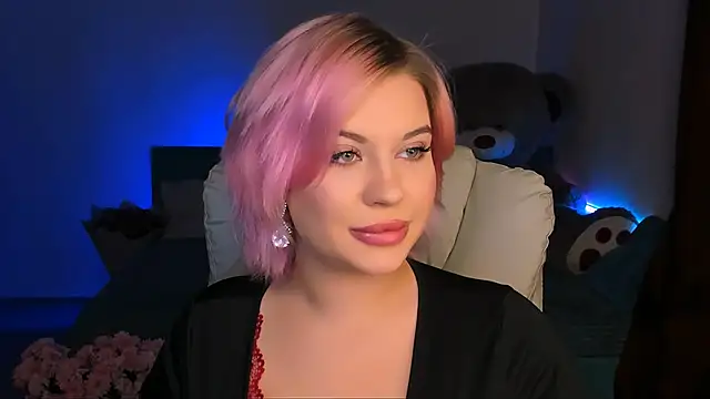 evaharve online show from December 2024 10:42:02 PM