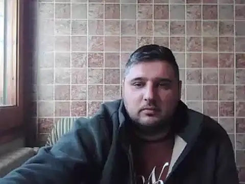 Snapshot of _revianzip1 chatting on January 2025 02:20:01 PM  revianzip1 online show from January 2025 02:20:01 PM