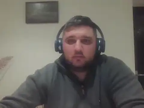 Snapshot of _revianzip1 chatting on January 2025 07:13:01 PM  revianzip1 online show from January 2025 07:13:01 PM