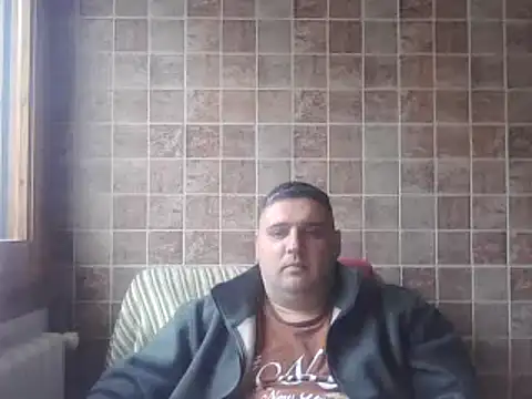 Snapshot of _revianzip1 chatting on January 2025 12:47:02 PM  revianzip1 online show from January 2025 12:47:02 PM