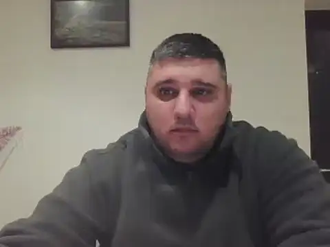 Snapshot of _revianzip1 chatting on January 2025 06:12:02 PM  revianzip1 online show from January 2025 06:12:02 PM