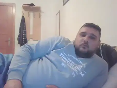 Snapshot of _revianzip1 chatting on January 2025 07:08:01 PM  revianzip1 online show from January 2025 07:08:01 PM