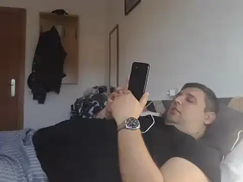 Snapshot of _revianzip1 chatting on February 2025 01:37:01 PM  revianzip1 online show from February 2025 01:37:01 PM