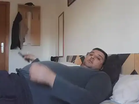 Snapshot of _revianzip1 chatting on February 2025 03:59:01 PM  revianzip1 online show from February 2025 03:59:01 PM