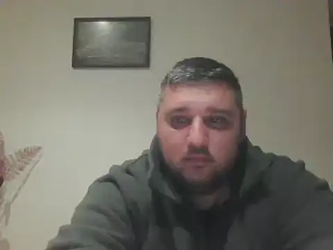 Snapshot of _revianzip1 chatting on February 2025 07:49:01 PM  revianzip1 online show from February 2025 07:49:01 PM