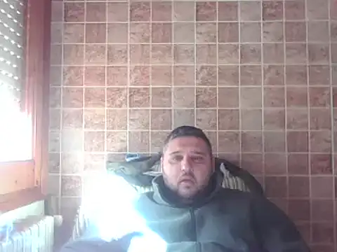 Snapshot of _revianzip1 chatting on March 2025 09:40:01 AM  revianzip1 online show from March 2025 09:40:01 AM