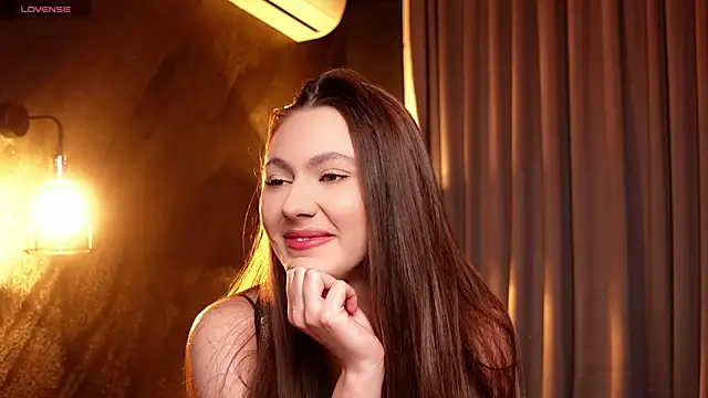 MuseSolis online show from February 2025 10:36:02 PM