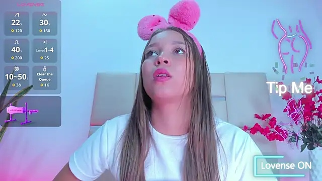 HaleyAmaya online show from November 2025 07:35:01 PM