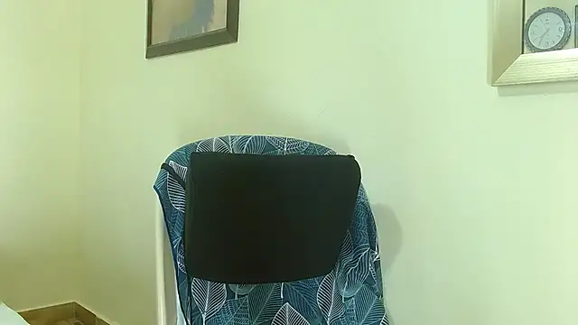 katerineleon online show from October 2025 09:21:02 PM