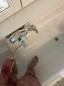 Snapshot of Loco42- chatting on December 2024 02:11:01 PM Loco42- online show from December 2024 02:11:01 PM