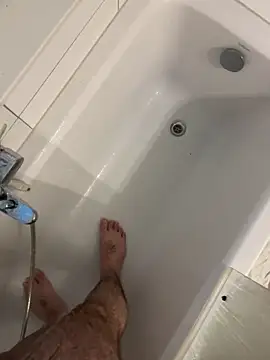 Snapshot of Loco42- chatting on December 2024 02:42:02 PM Loco42- online show from December 2024 02:42:02 PM