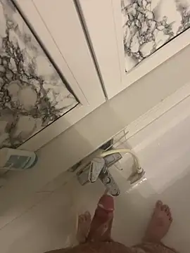 Snapshot of Loco42- chatting on March 2025 09:00:02 PM Loco42- online show from March 2025 09:00:02 PM