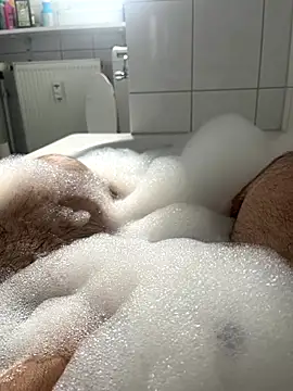 Snapshot of Loco42- chatting on September 2025 11:32:02 AM Loco42- online show from September 2025 11:32:02 AM