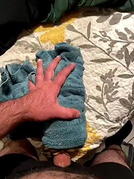 edgher646 online show from October 2025 01:48:02 PM