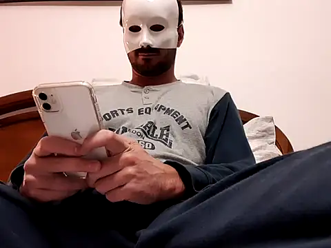 ItalStall online show from October 2025 08:18:02 PM