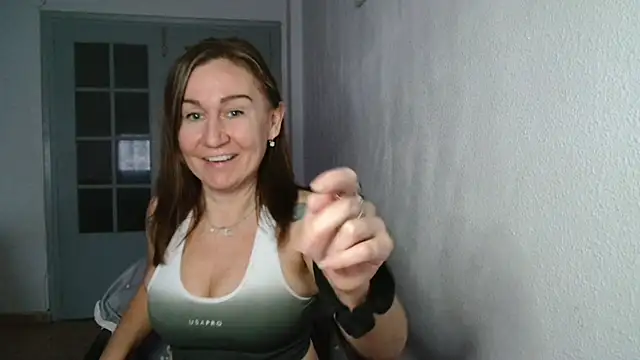 Snapshot of TamaraSweetxo chatting on December 2024 04:39:01 PM TamaraSweetxo online show from December 2024 04:39:01 PM