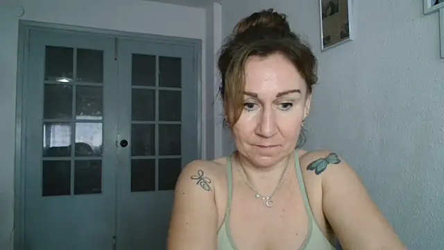 Snapshot of TamaraSweetxo chatting on March 2025 05:06:02 PM TamaraSweetxo online show from March 2025 05:06:02 PM