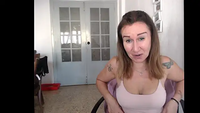 Snapshot of TamaraSweetxo chatting on September 2025 03:56:02 PM TamaraSweetxo online show from September 2025 03:56:02 PM