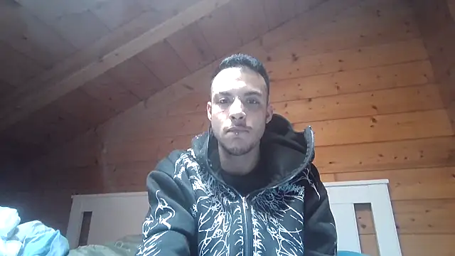 Snapshot of FTM98xxx chatting on February 2026 11:06:02 AM FTM98xxx online show from February 2026 11:06:02 AM