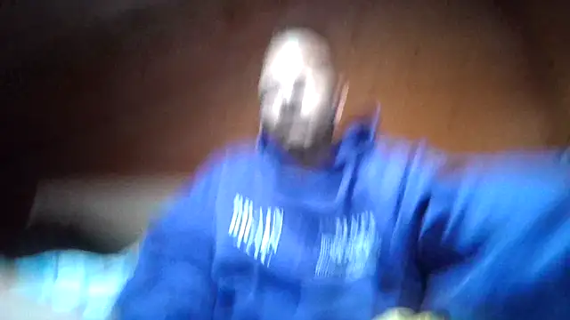 Snapshot of FTM98xxx chatting on March 2026 03:30:01 PM FTM98xxx online show from March 2026 03:30:01 PM