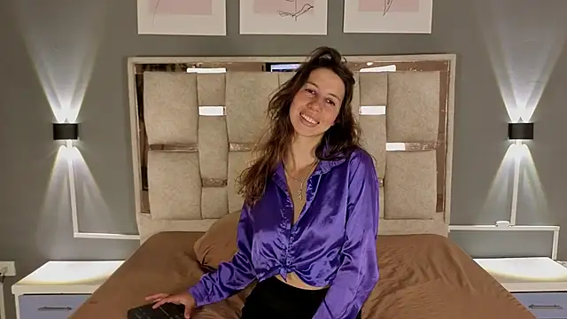 Snapshot of jolie_lov chatting on September 2025 01:16:02 PM jolie lov online show from September 2025 01:16:02 PM